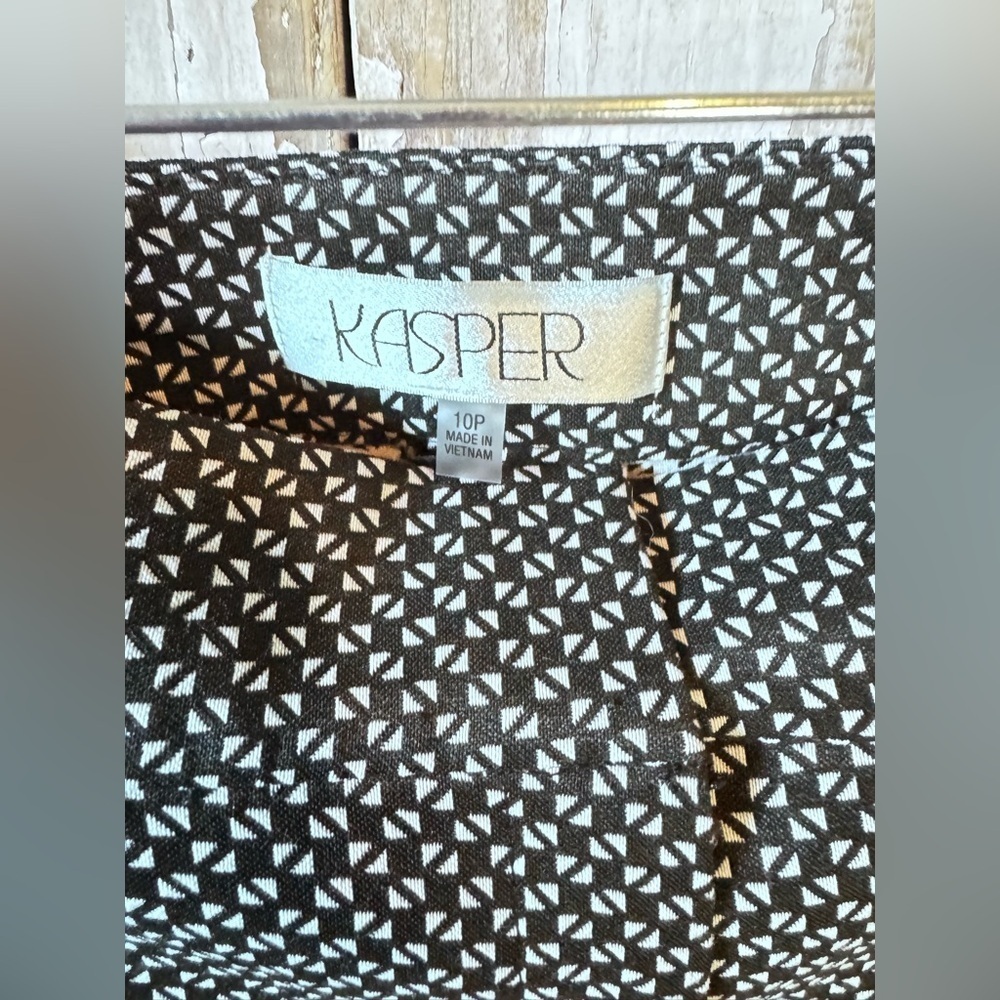 Kasper Jacquard Black and White Patterned Pants Size 10P - Picture 2 of 6